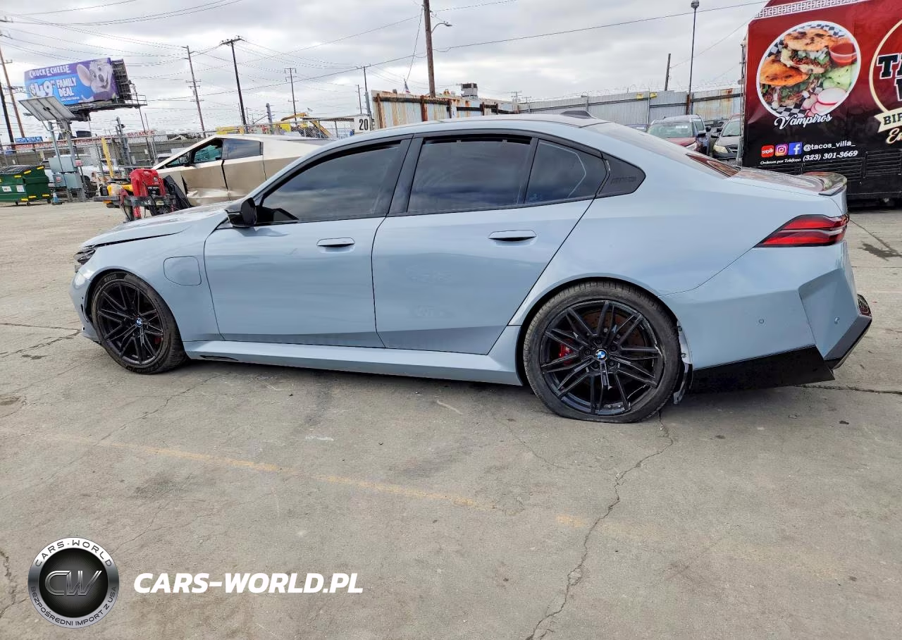 2026 BMW M5 VIN:WBS83FK02TCV22294 - 2