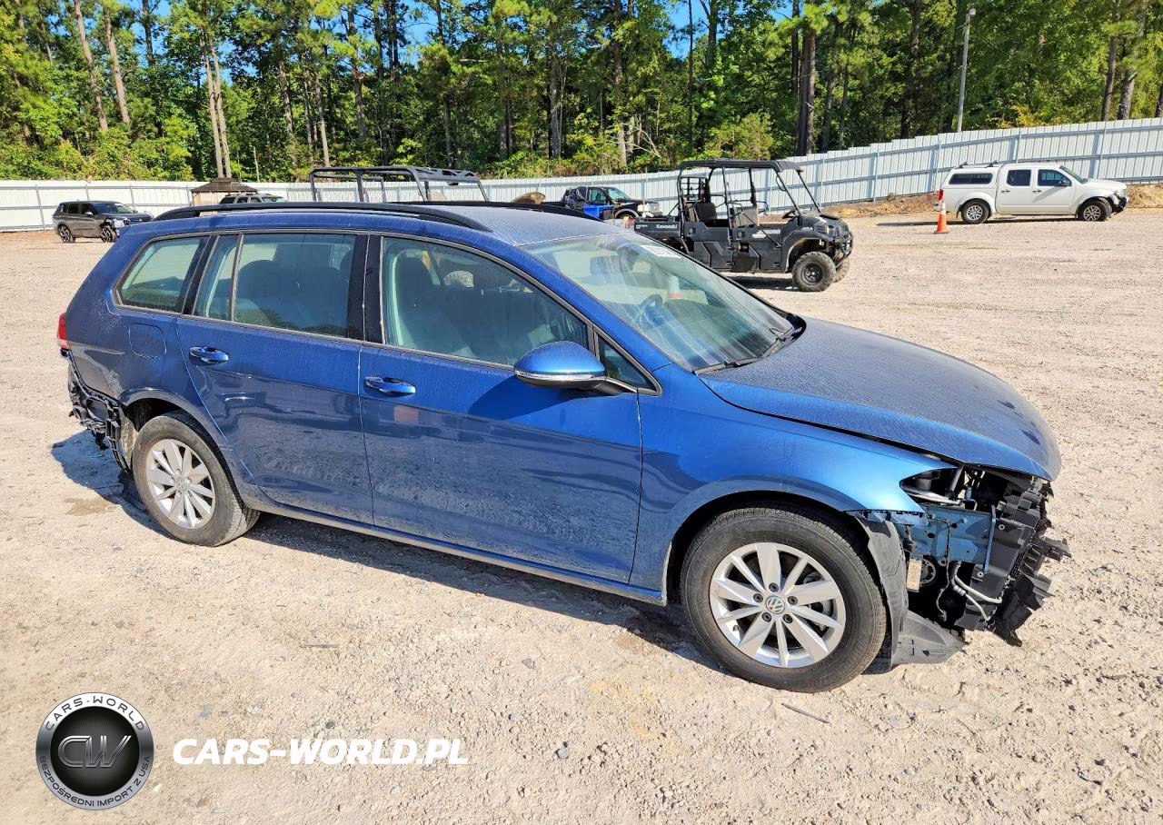 2019 Volkswagen Golf Sportwagen S VIN:3VWY57AU8KM515551 - 4