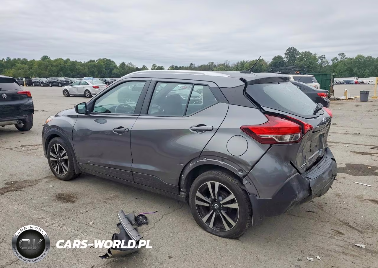 2018 Nissan Kicks Sv VIN:3N1CP5CU9JL508821 - 2