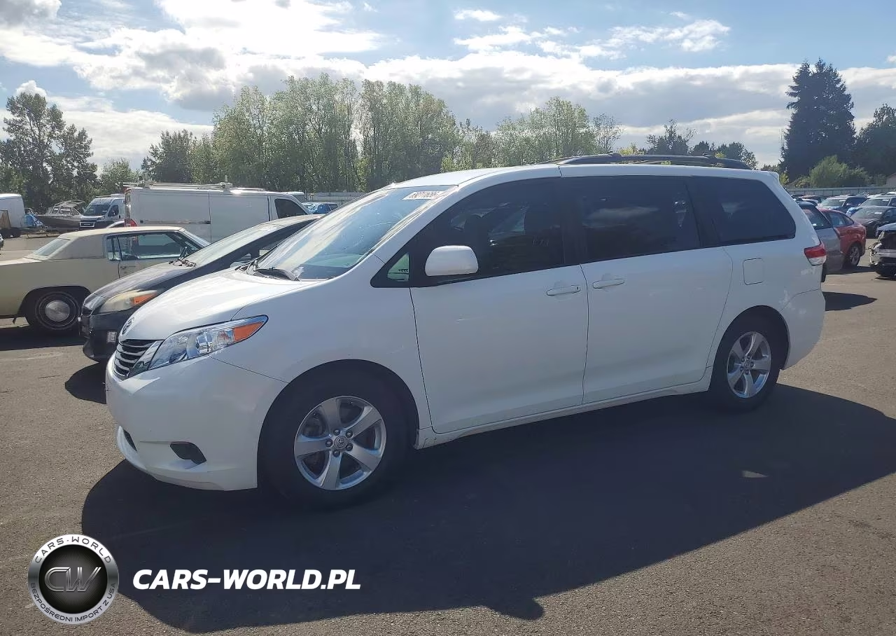 2012 Toyota Sienna Le