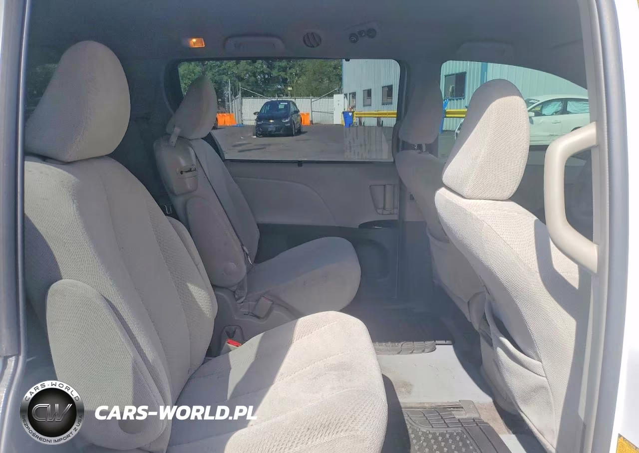 2012 Toyota Sienna Le VIN:5TDKK3DC4CS195983 - 11