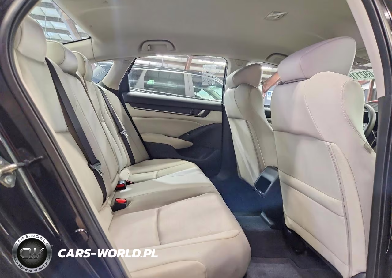 2018 Honda Accord VIN:1HGCV1F16JA251526 - 10