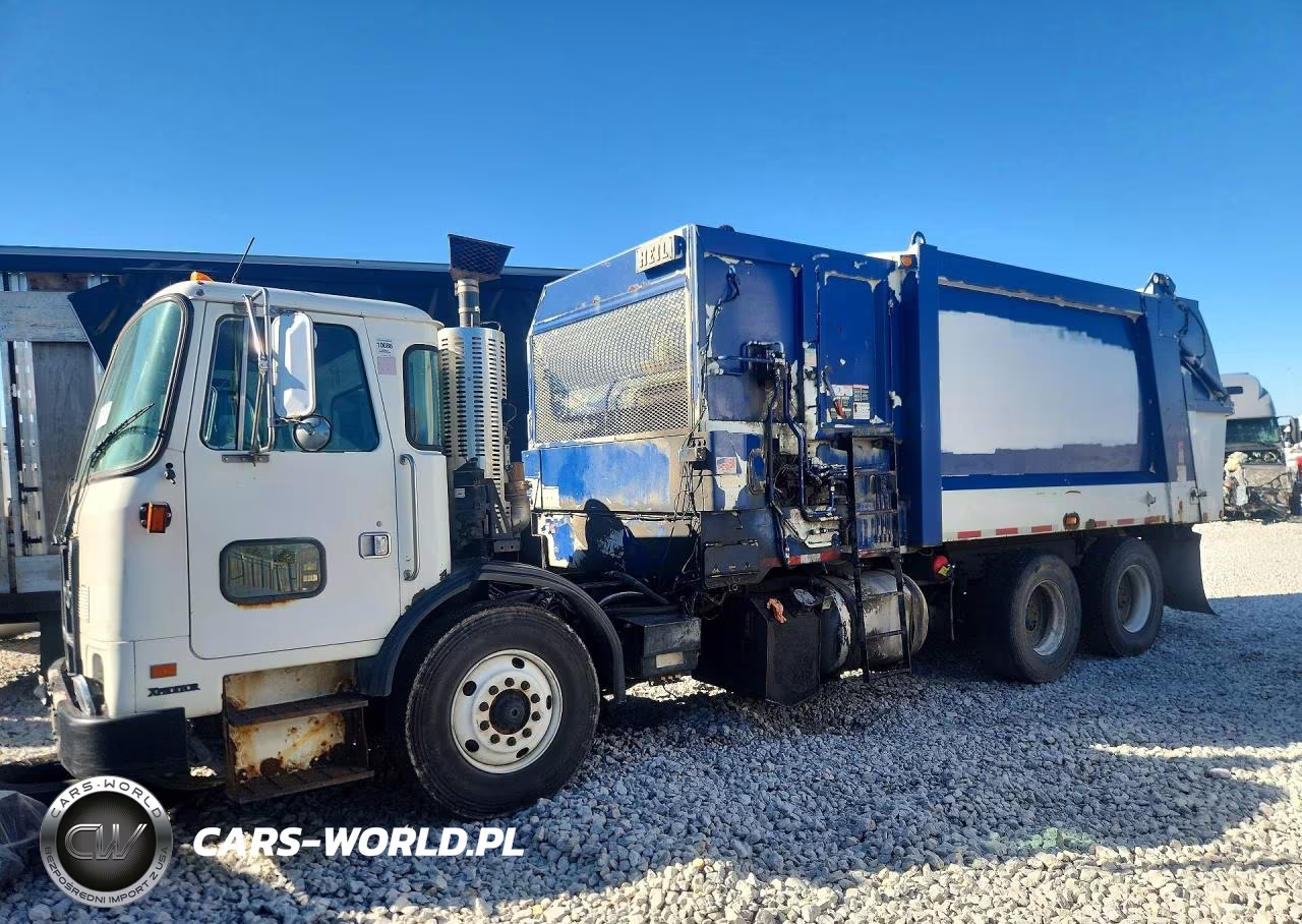 2012 Autocar Llc Xpeditor Packer Garbage Truck