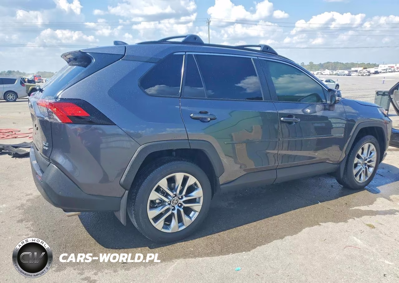 2024 Toyota Rav4 Xle Premium VIN:2T3A1RFV4RC452990 - 3