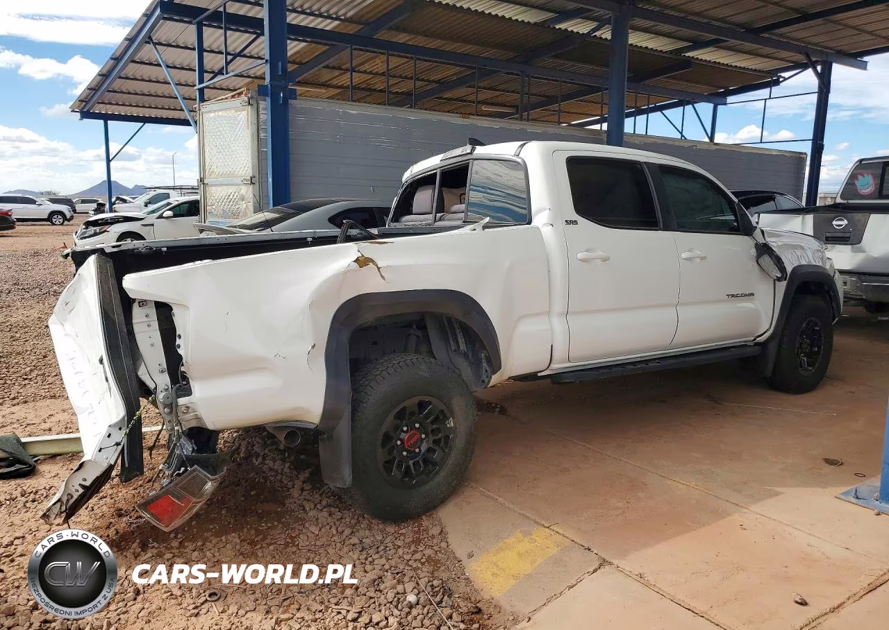 2016 Toyota Tacoma Trd Off-Road VIN:3TMDZ5BN5GM008776 - 3