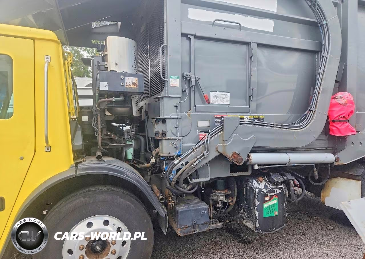 2014 Mack Leu613 Refuse Truck VIN:1M2AU02C8EM008844 - 13