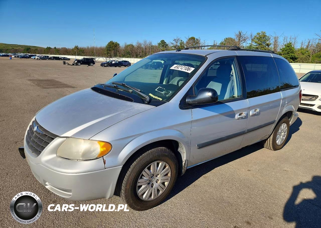 2006 Chrysler Town & Country