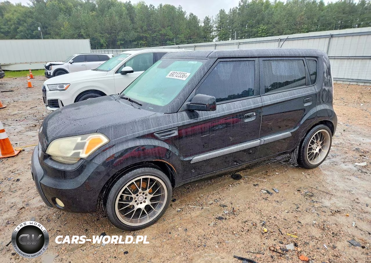 2010 Kia Soul + VIN:KNDJT2A20A7192584 - 1