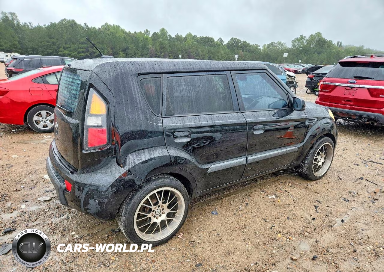2010 Kia Soul + VIN:KNDJT2A20A7192584 - 3