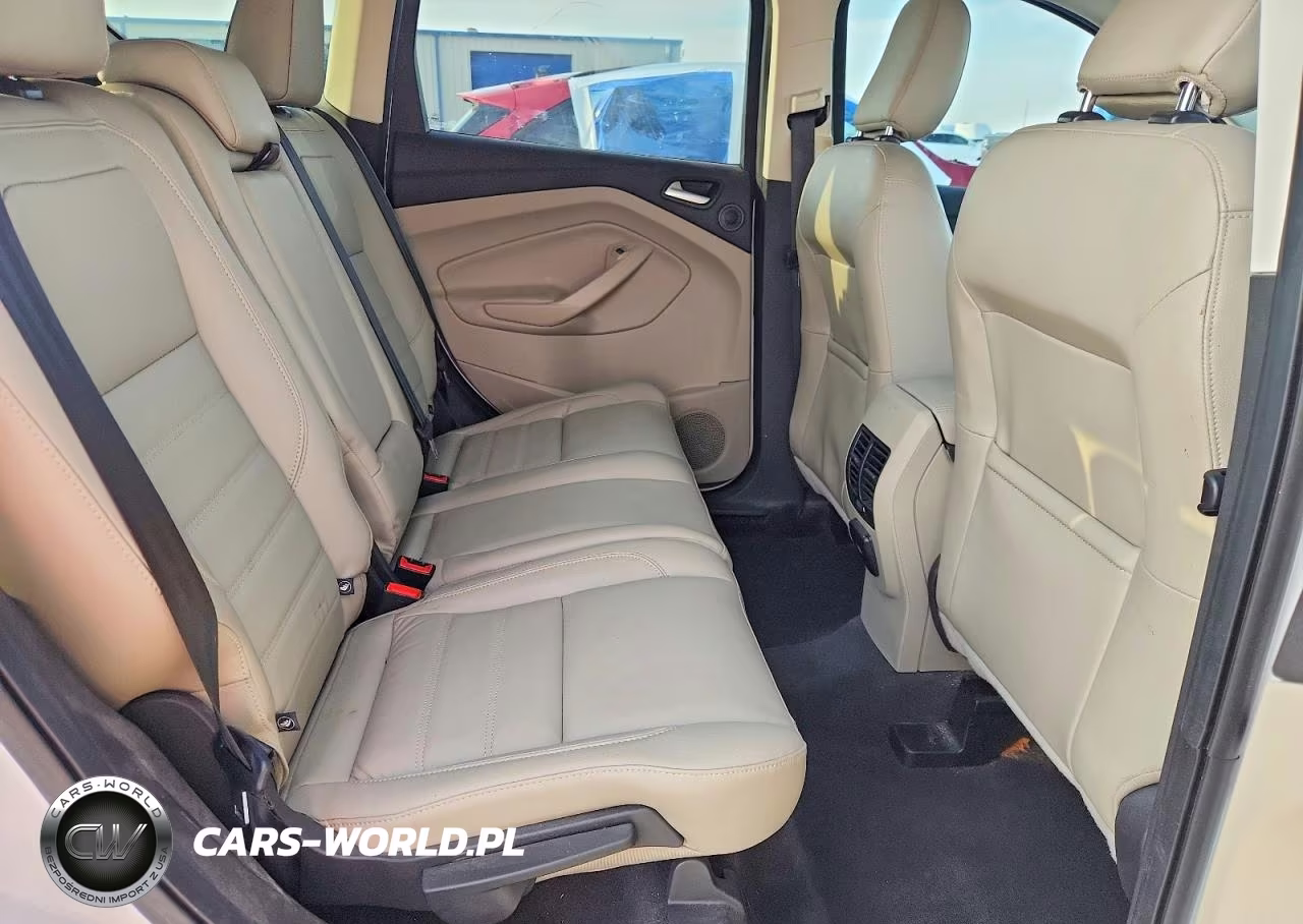 2019 Ford Escape Titanium VIN:1FMCU0J91KUC51986 - 11