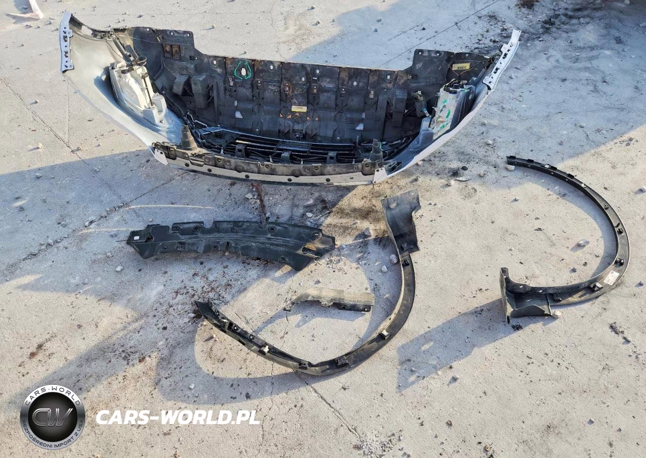 2019 Ford Escape Titanium VIN:1FMCU0J91KUC51986 - 13