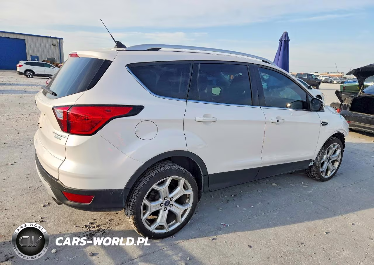2019 Ford Escape Titanium VIN:1FMCU0J91KUC51986 - 3