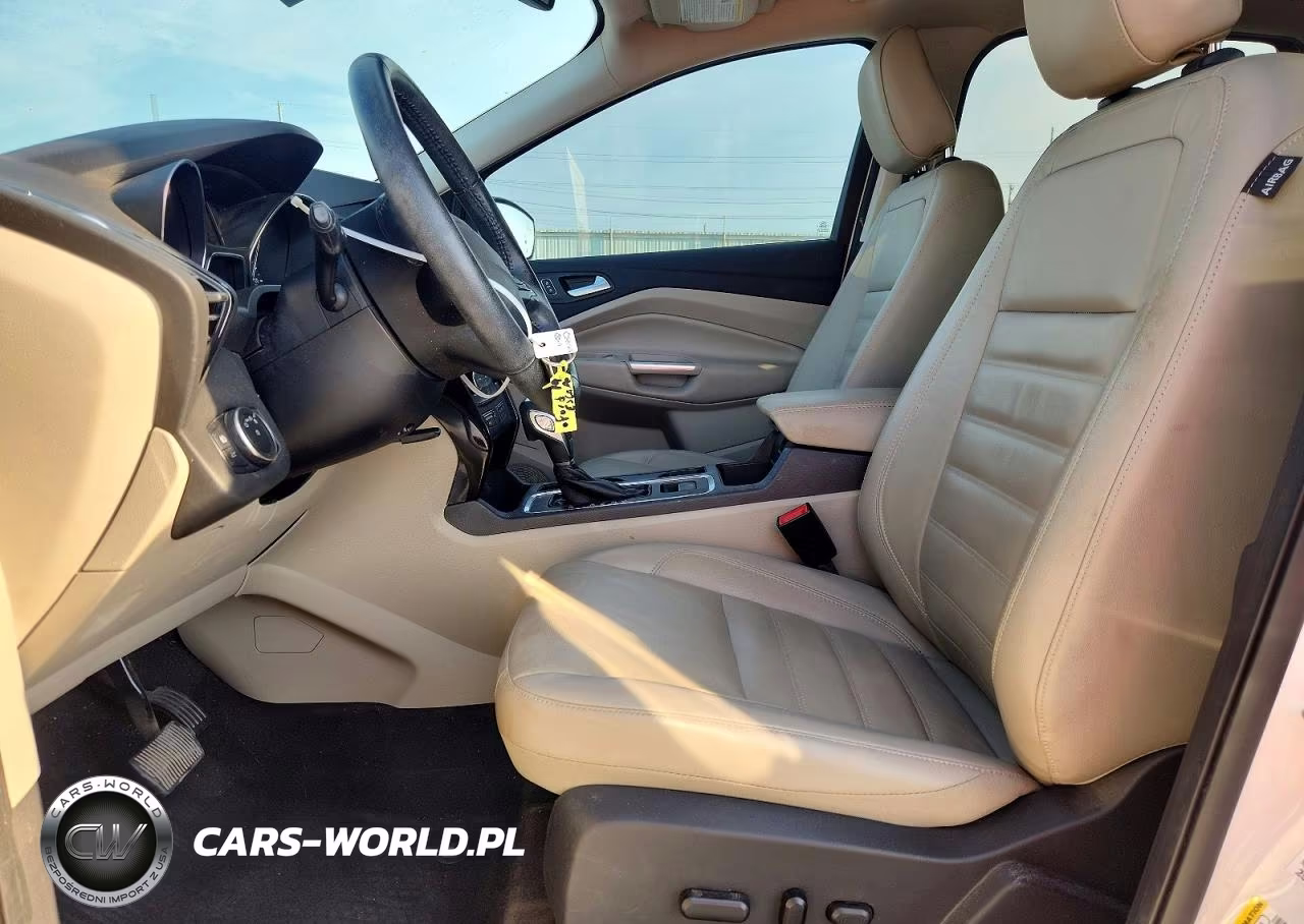 2019 Ford Escape Titanium VIN:1FMCU0J91KUC51986 - 7