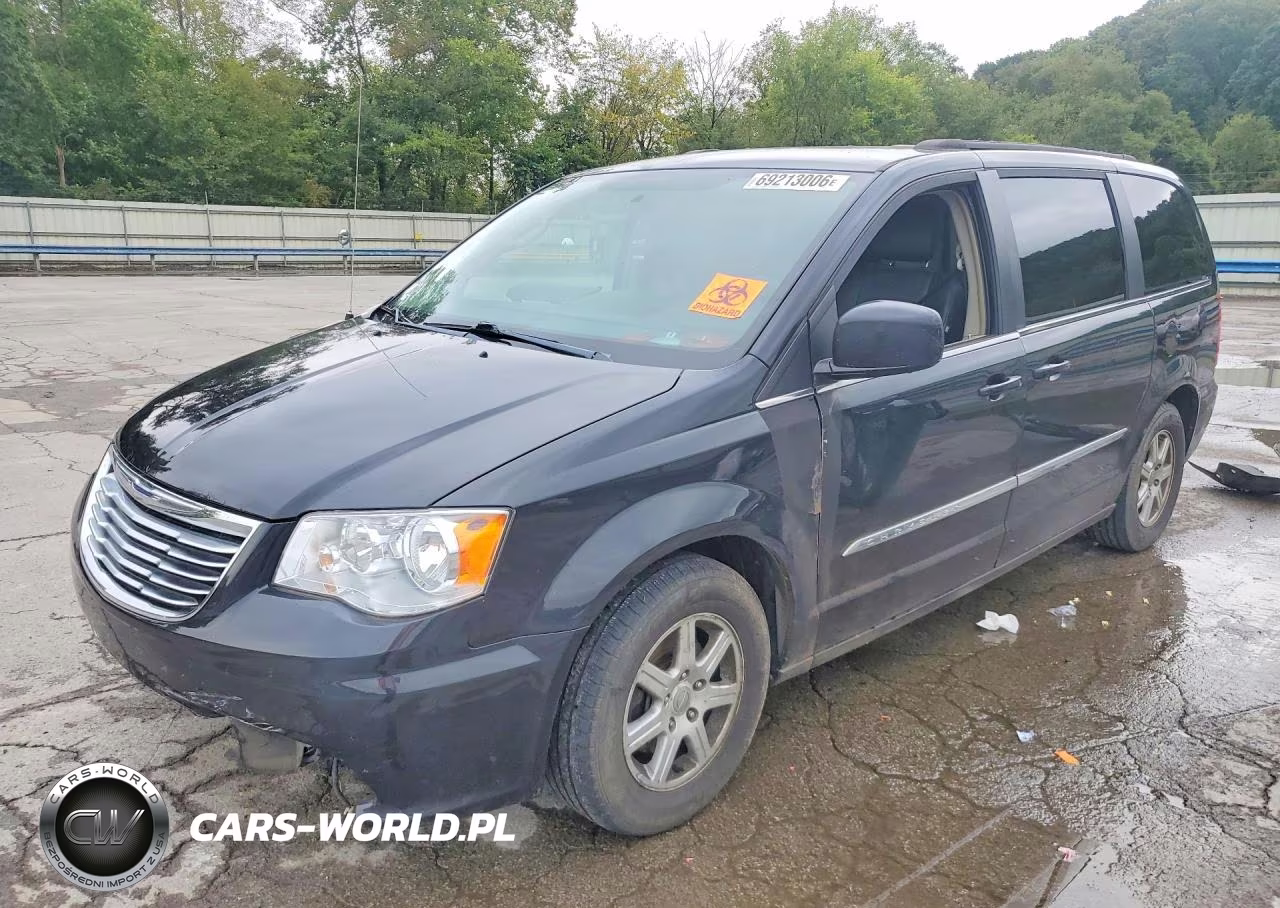 2012 Chrysler Town & Country Touring