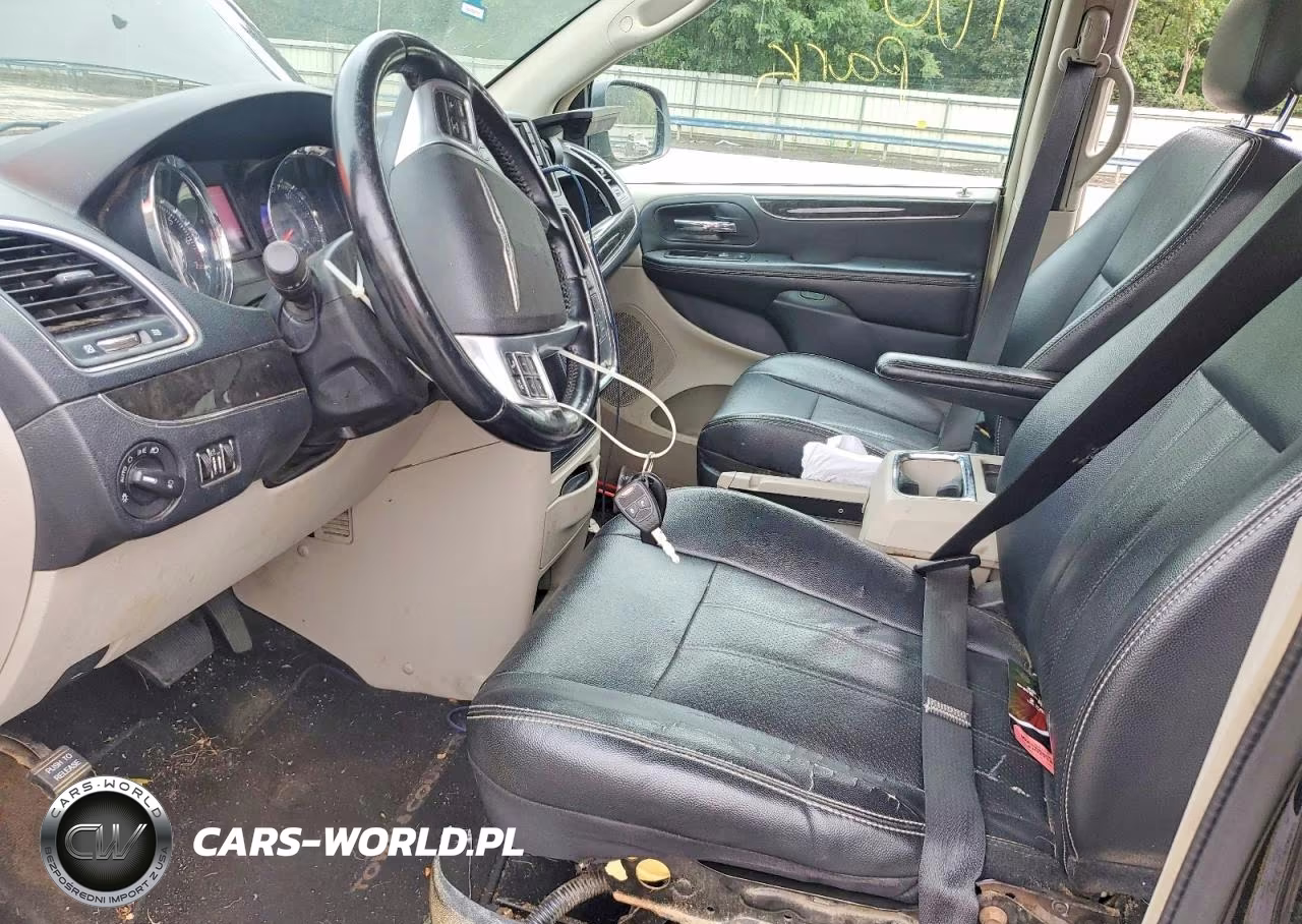 2012 Chrysler Town & Country Touring VIN:2C4RC1BG1CR337267 - 7