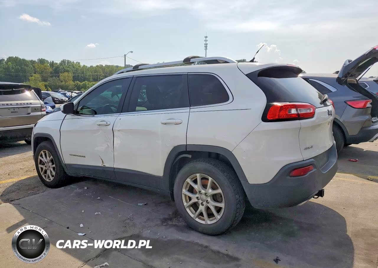 2015 Jeep Cherokee Latitude VIN:1C4PJMCS1FW648727 - 2