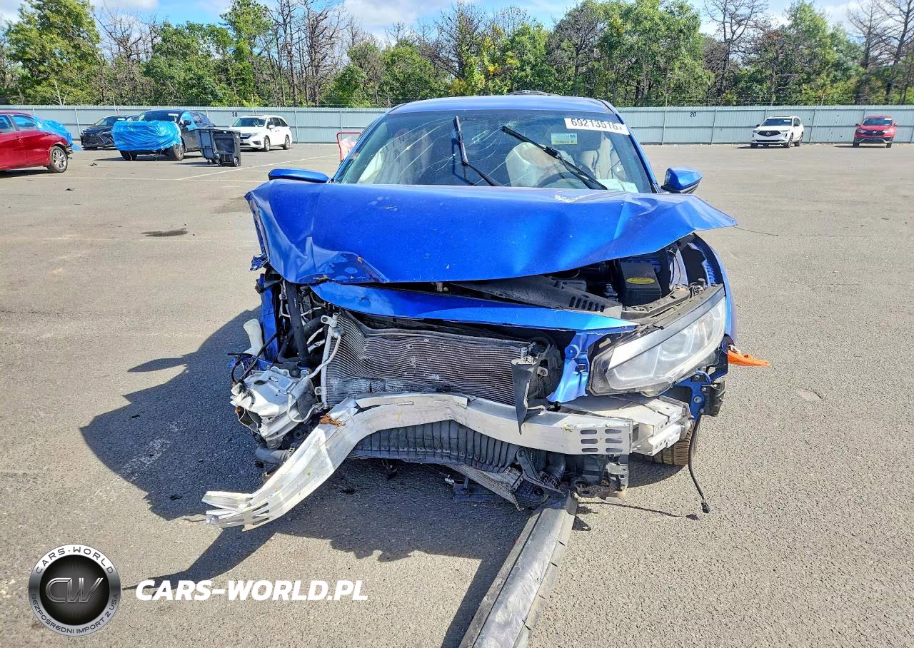 2017 Honda Civic Sport VIN:SHHFK7H40HU425895 - 5