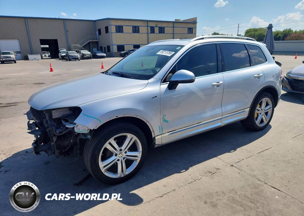 2014 Volkswagen Touareg V6 VIN:WVGDF9BP9ED002775 - 1