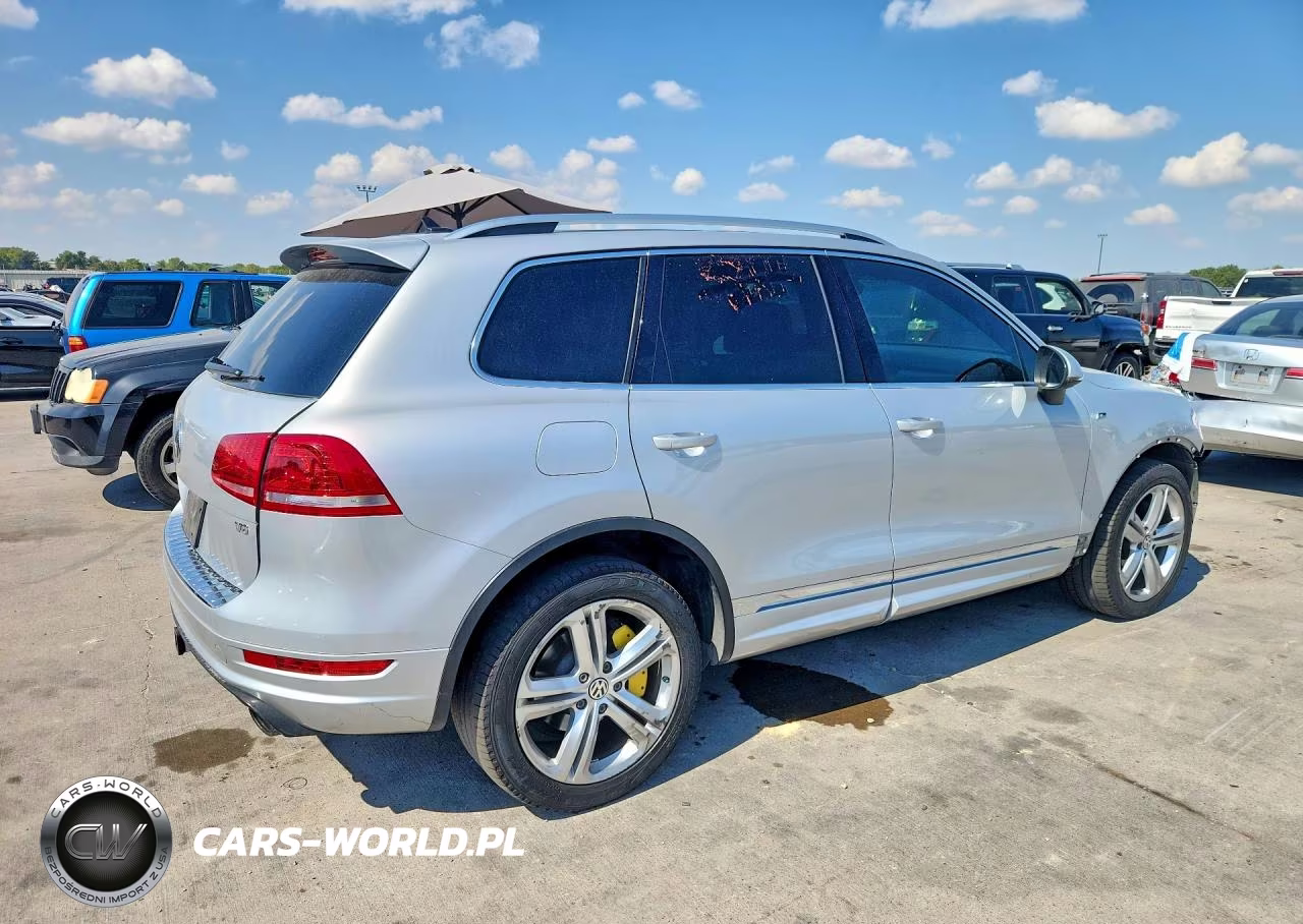 2014 Volkswagen Touareg V6 VIN:WVGDF9BP9ED002775 - 3