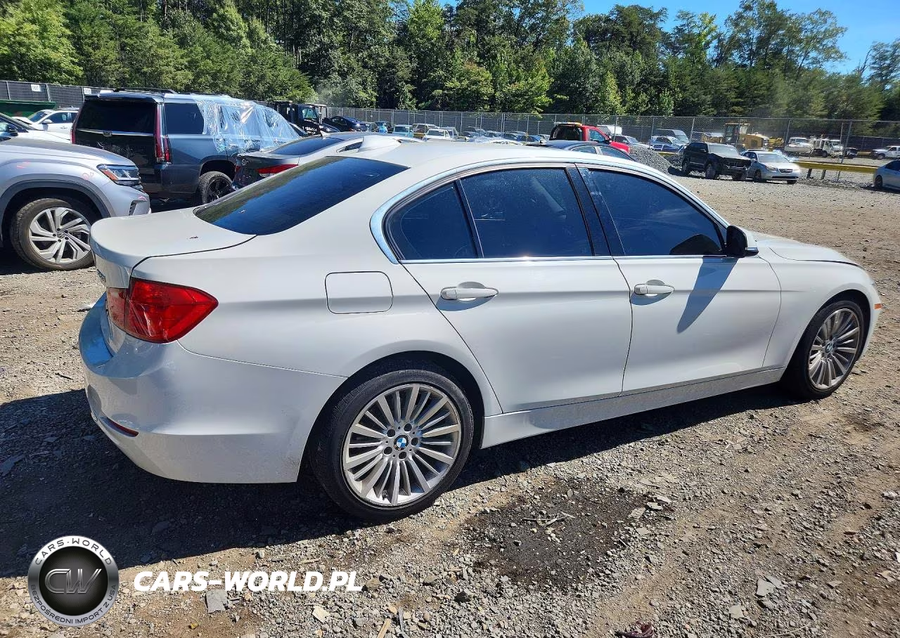 2012 BMW 328 I VIN:WBA3A5C5XCF342214 - 3