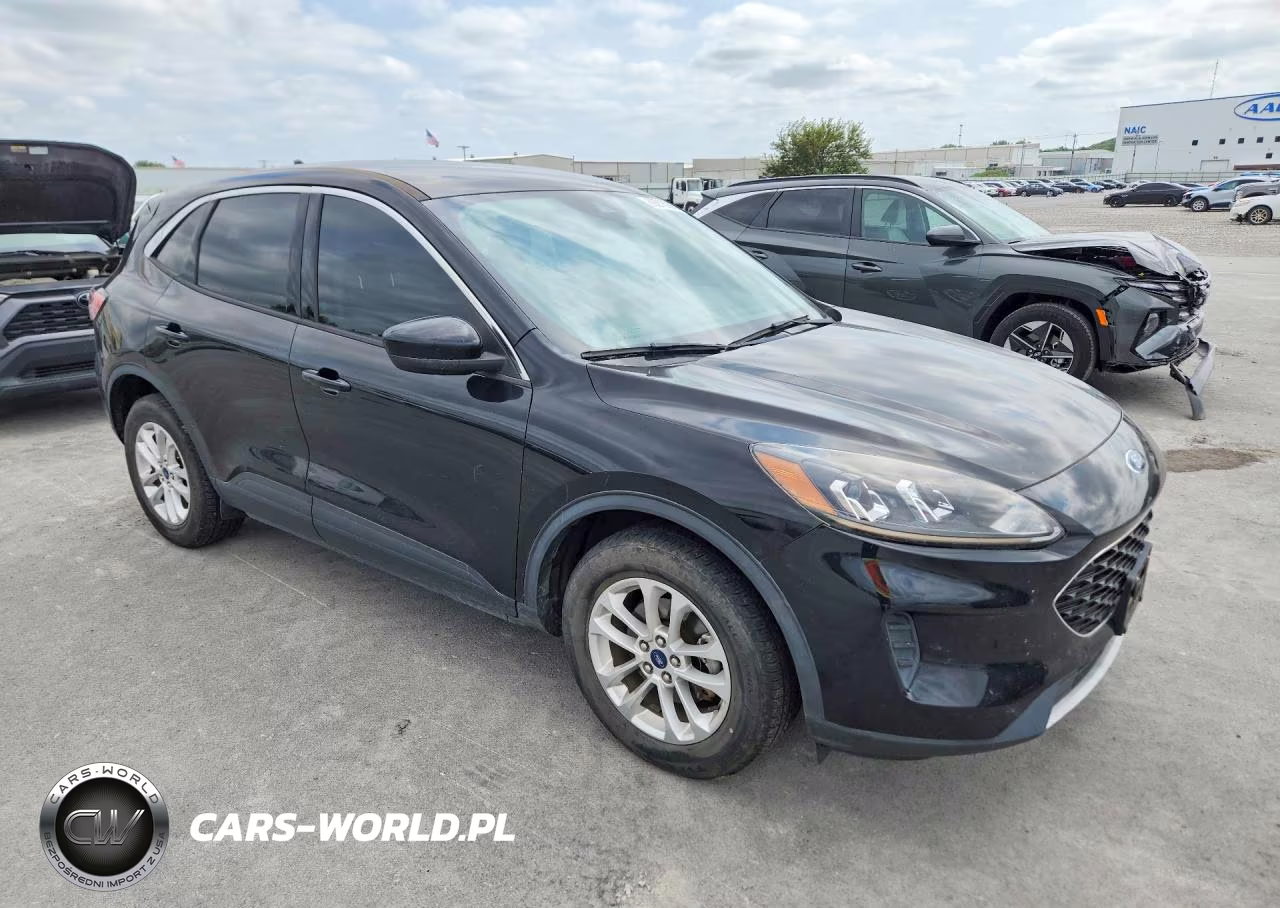 2020 Ford Escape Se VIN:1FMCU0G66LUB67032 - 4