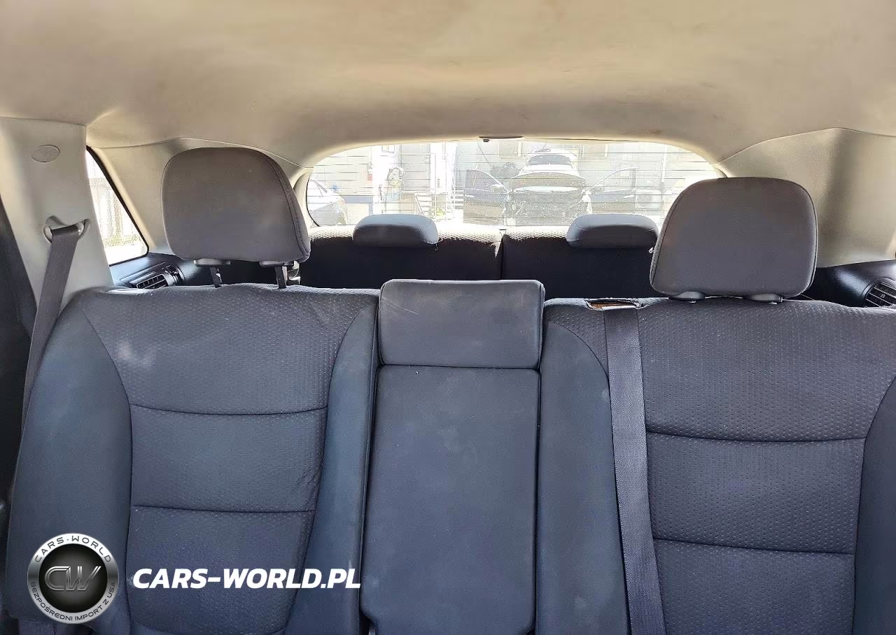 2011 Kia Sorento Lx VIN:5XYKT4A25BG179723 - 10