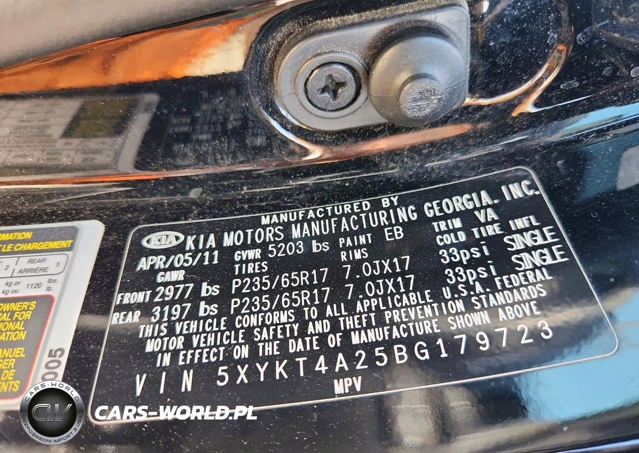 2011 Kia Sorento Lx VIN:5XYKT4A25BG179723 - 13