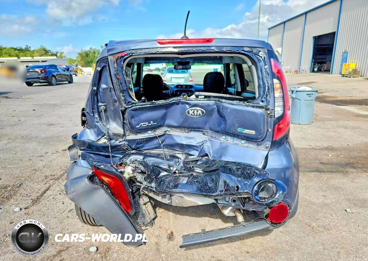 2016 Kia Soul + VIN:KNDJP3A50G7336549 - 6