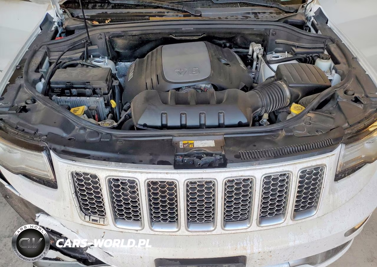 2015 Jeep Grand Cherokee Summit VIN:1C4RJFJT0FC646176 - 12
