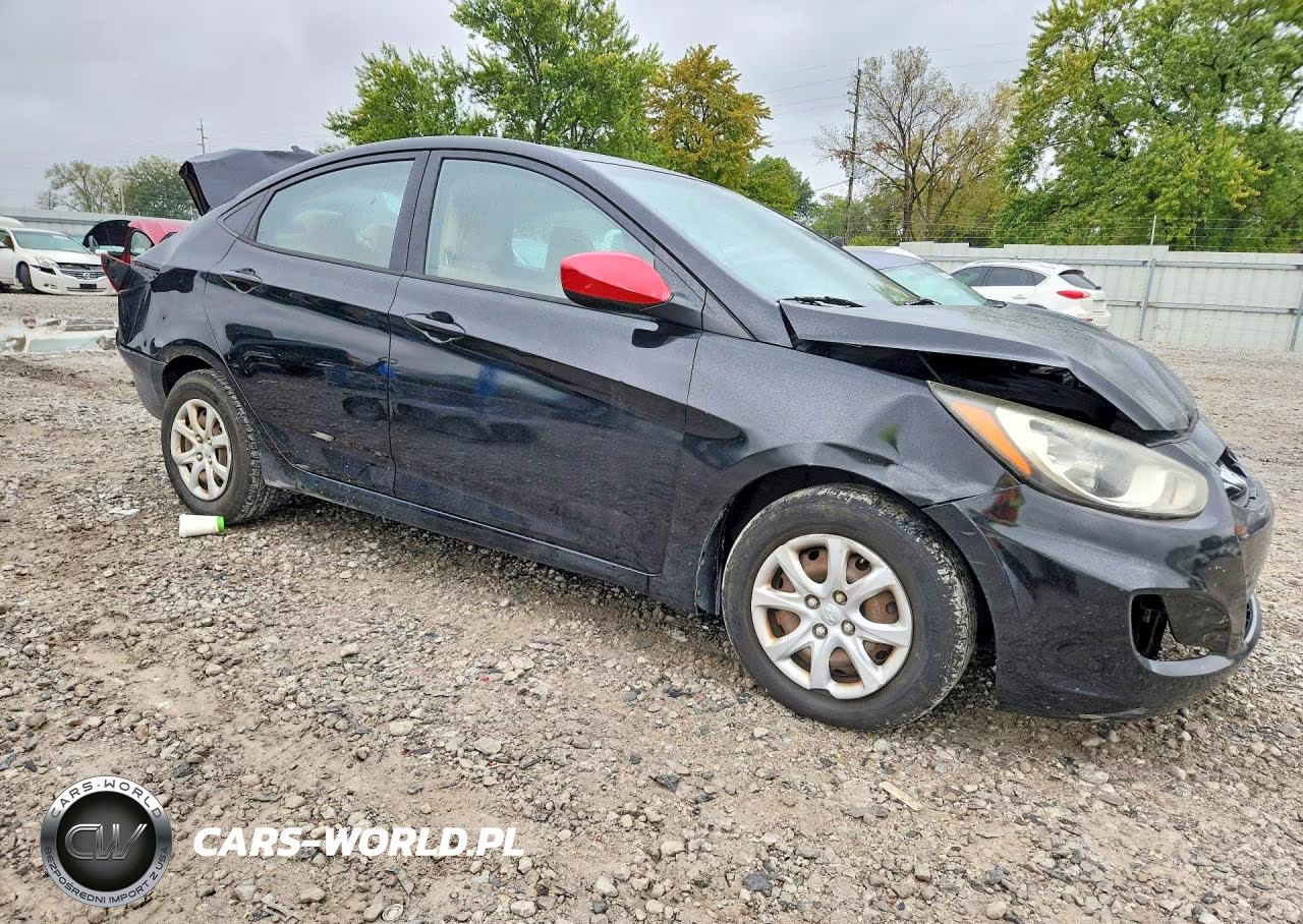 2012 Hyundai Accent Gls VIN:KMHCT4AE2CU169001 - 4