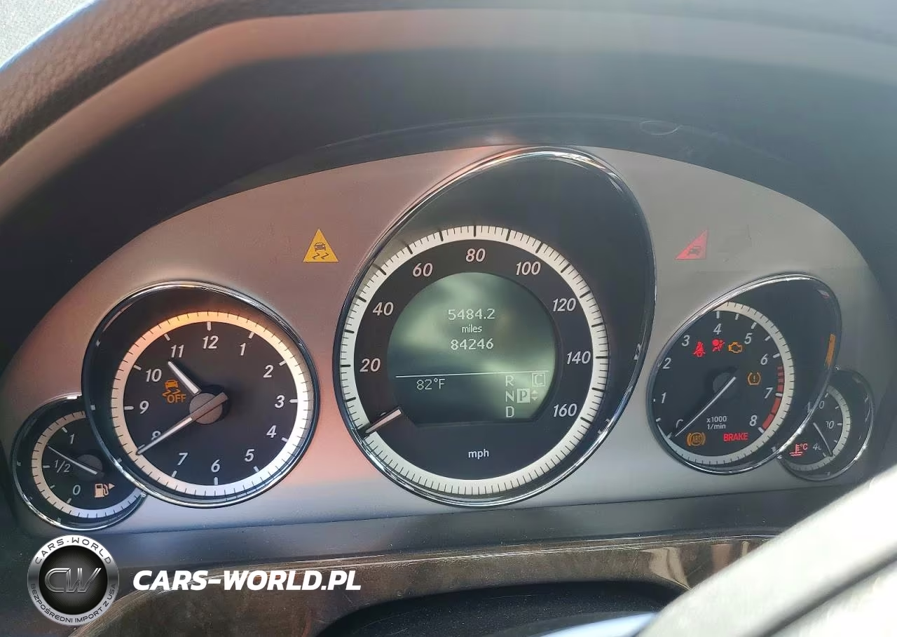 2010 Mercedes-Benz E 350 4Matic VIN:WDDHF8HBXAA124817 - 9