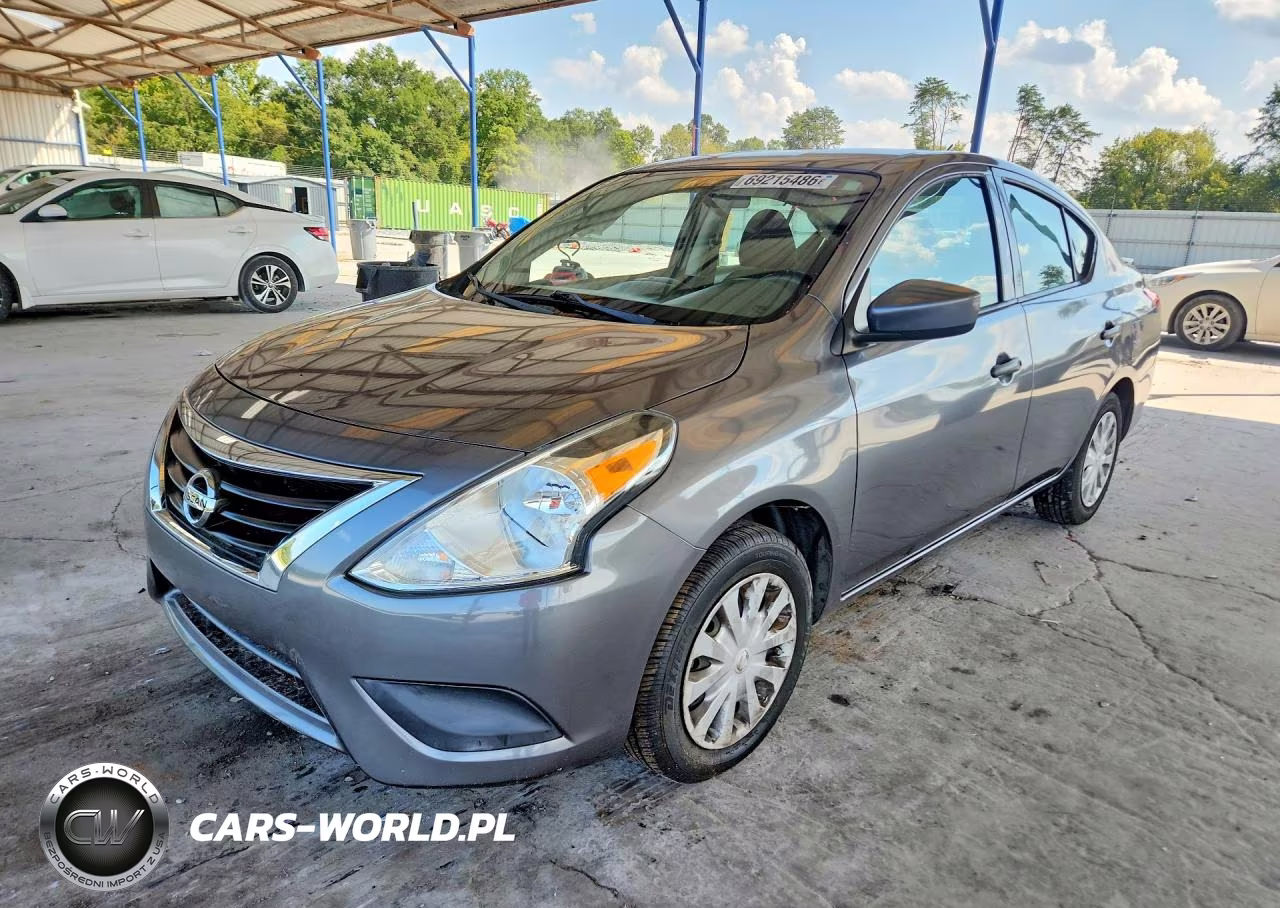 2019 Nissan Versa S Plus