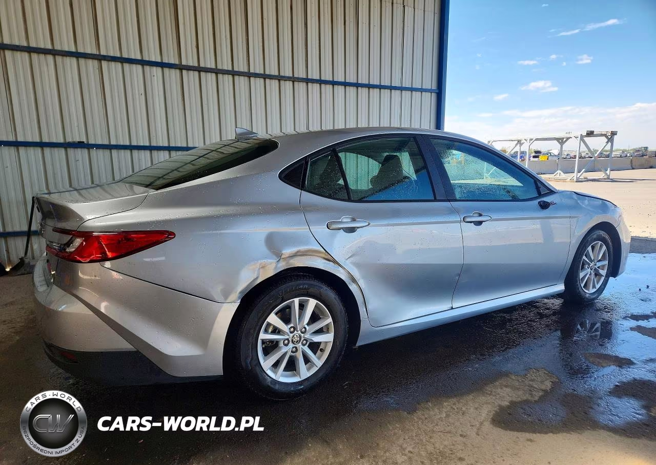 2025 Toyota Camry Le VIN:4T1DAACK7SU144783 - 3