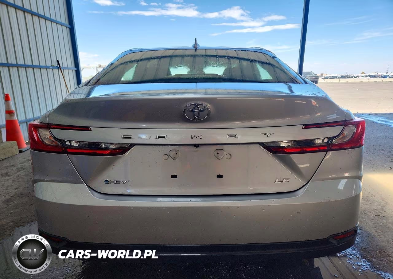 2025 Toyota Camry Le VIN:4T1DAACK7SU144783 - 6