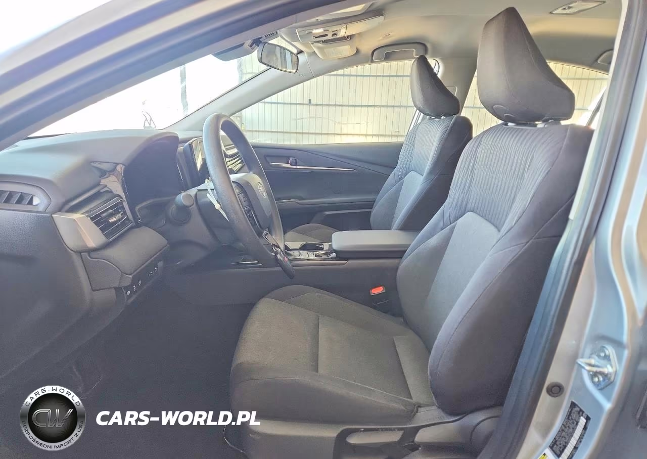 2025 Toyota Camry Le VIN:4T1DAACK7SU144783 - 7