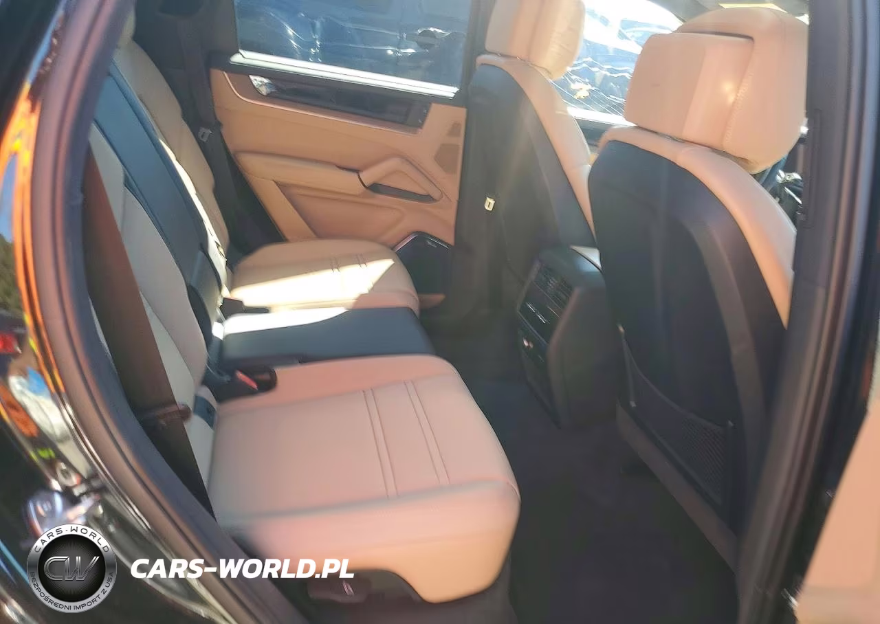 2026 Porsche Cayenne Se Hybrid VIN:WP1AN2AY9TDA20037 - 10