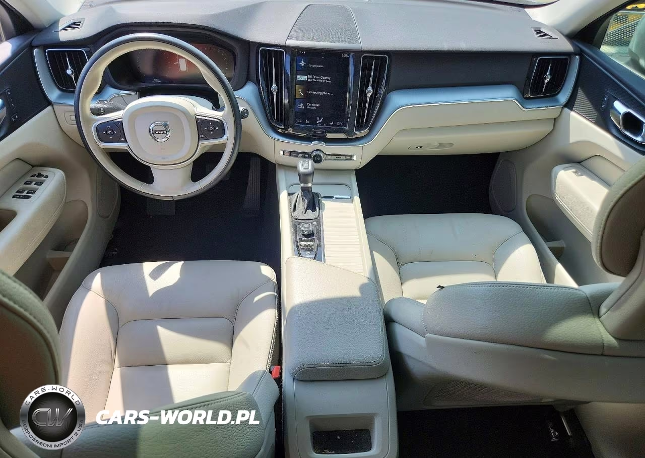 2018 Volvo Xc60 T6 Momentum VIN:YV4A22RK4J1062492 - 8