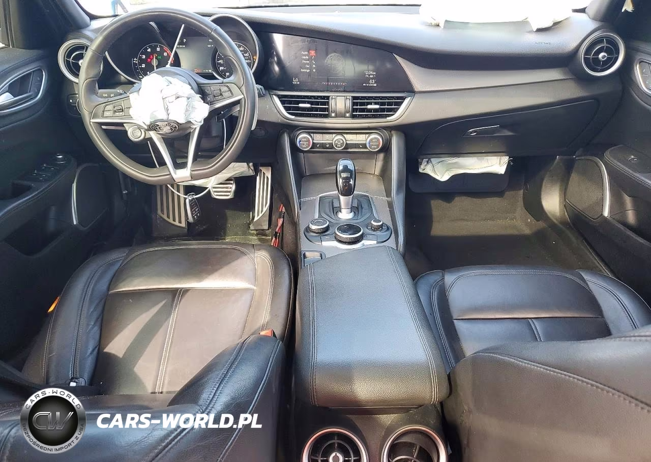 2019 Alfa Romeo Giulia VIN:ZARFANAN9K7623390 - 8