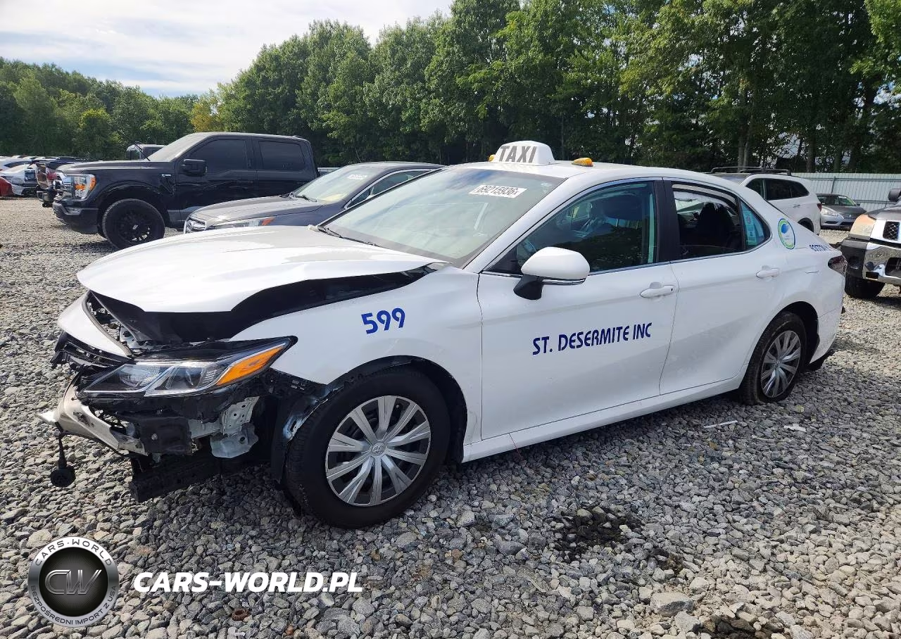 2023 Toyota Camry Le – zdjęcie 1 z 12