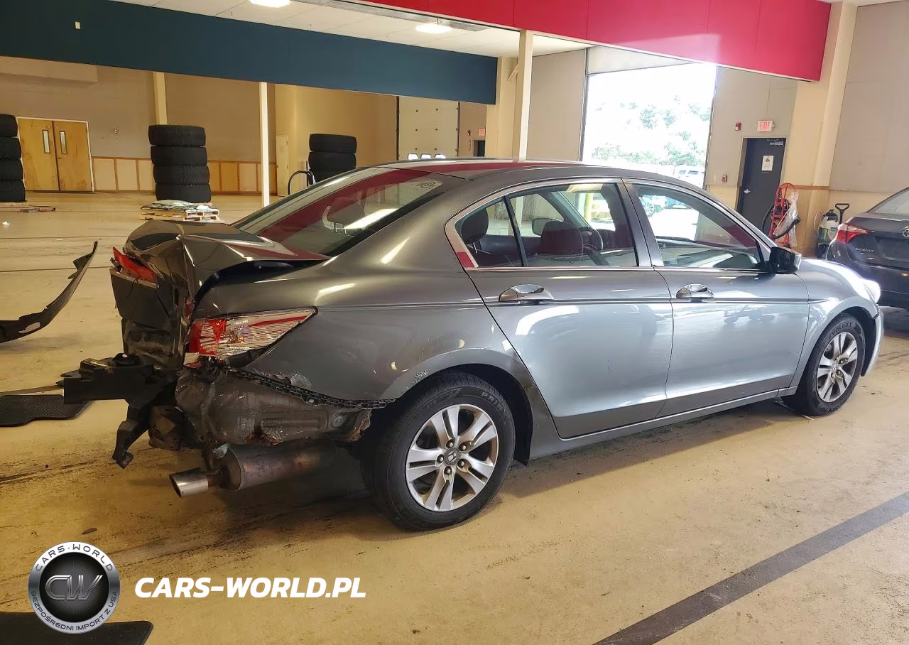 2011 Honda Accord Lxp VIN:1HGCP2F46BA085164 - 3