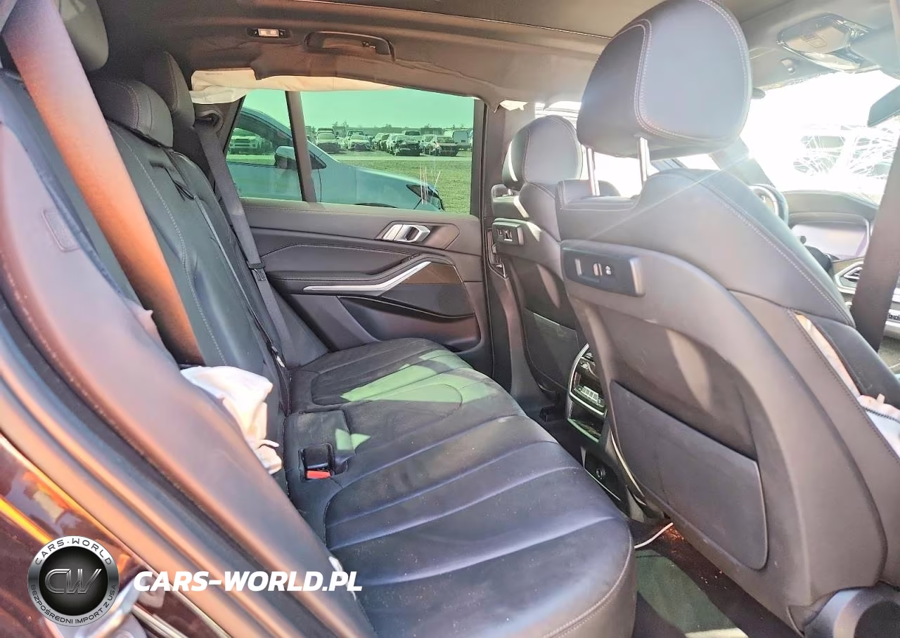 2022 BMW X5 xDrive40I VIN:5UXCR6C02N9M19373 - 11