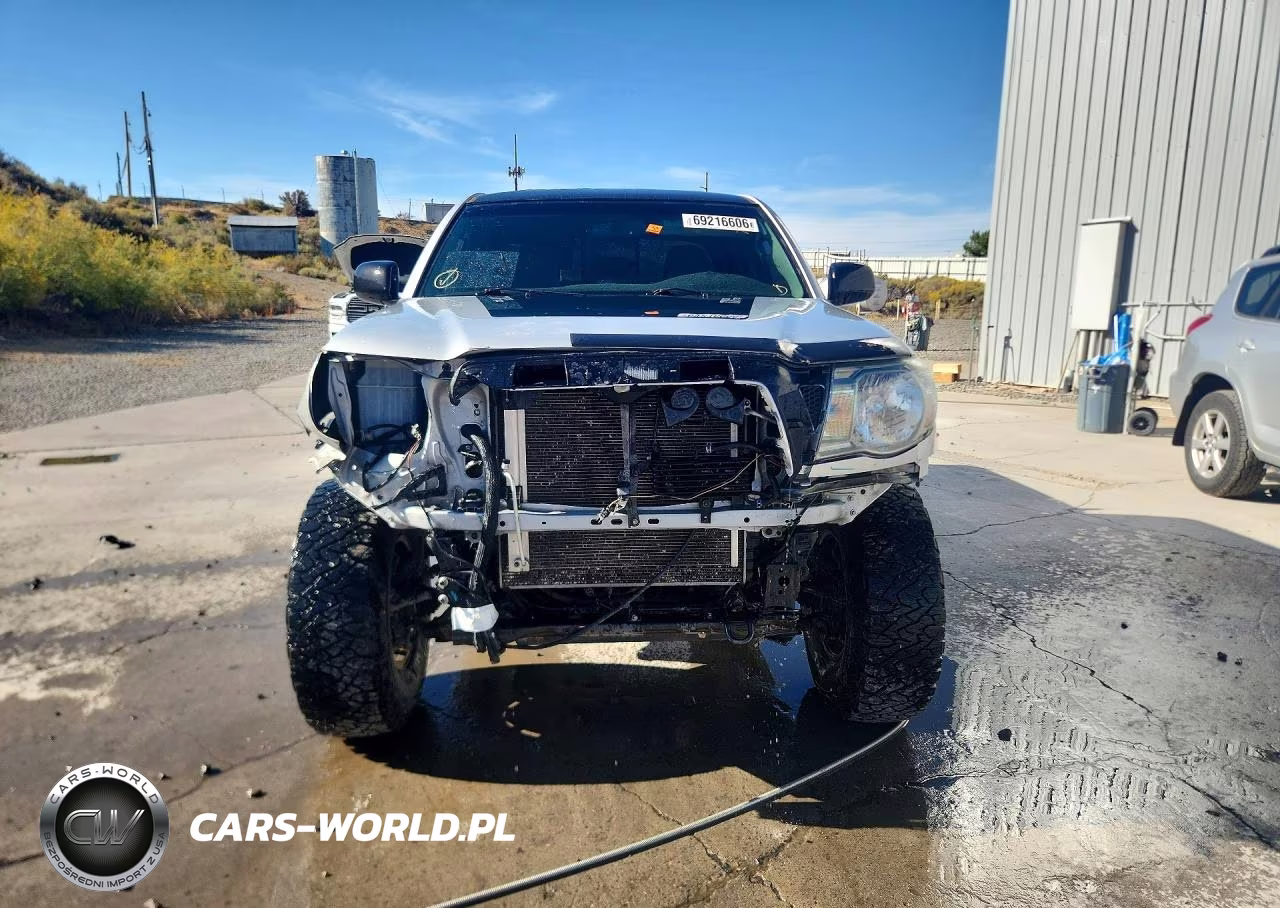 2011 Toyota Tacoma V6 VIN:3TMLU4EN0BM068859 - 5