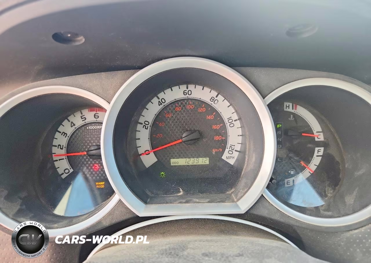 2011 Toyota Tacoma V6 VIN:3TMLU4EN0BM068859 - 9