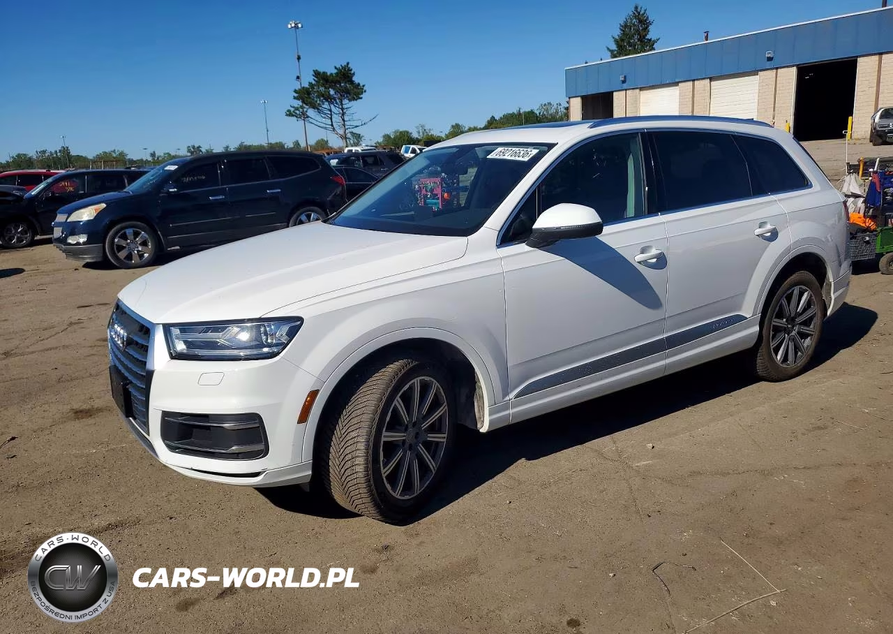 2018 Audi Q7 Premium Plus VIN:WA1LHAF79JD037911 - 1