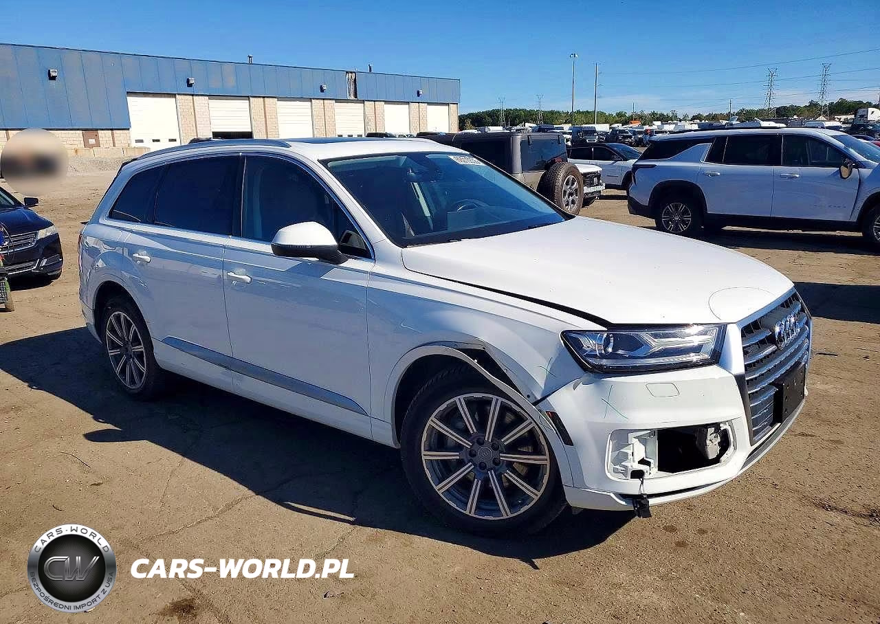 2018 Audi Q7 Premium Plus VIN:WA1LHAF79JD037911 - 4