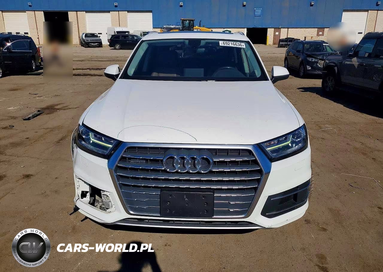 2018 Audi Q7 Premium Plus VIN:WA1LHAF79JD037911 - 5