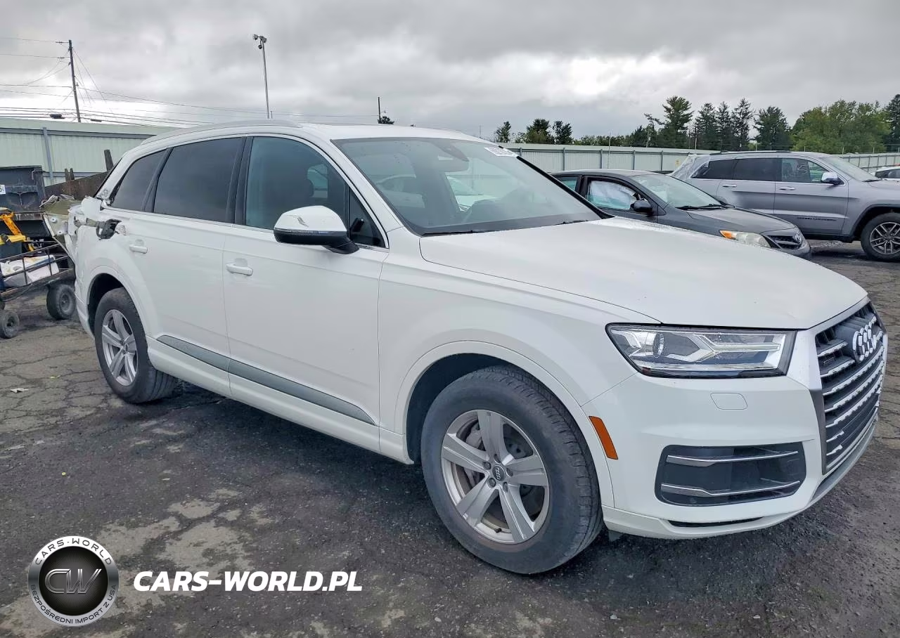 2018 Audi Q7 Premium Plus VIN:WA1LHAF76JD030625 - 4