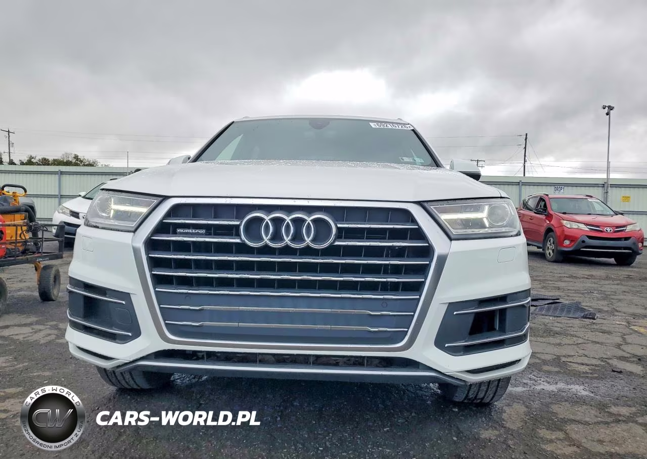 2018 Audi Q7 Premium Plus VIN:WA1LHAF76JD030625 - 5