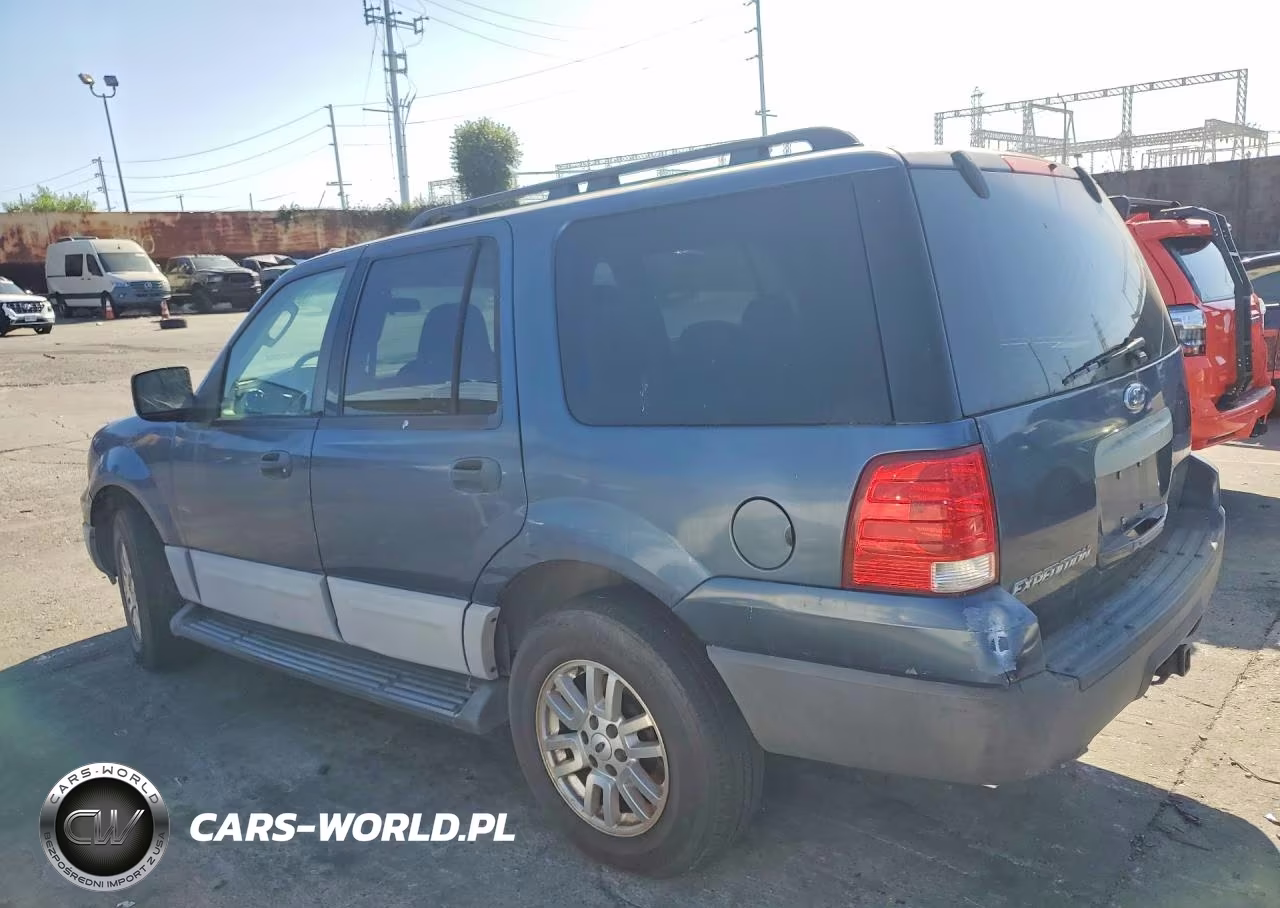 2005 Ford Expedition Xls VIN:1FMPU13545LA15621 - 2