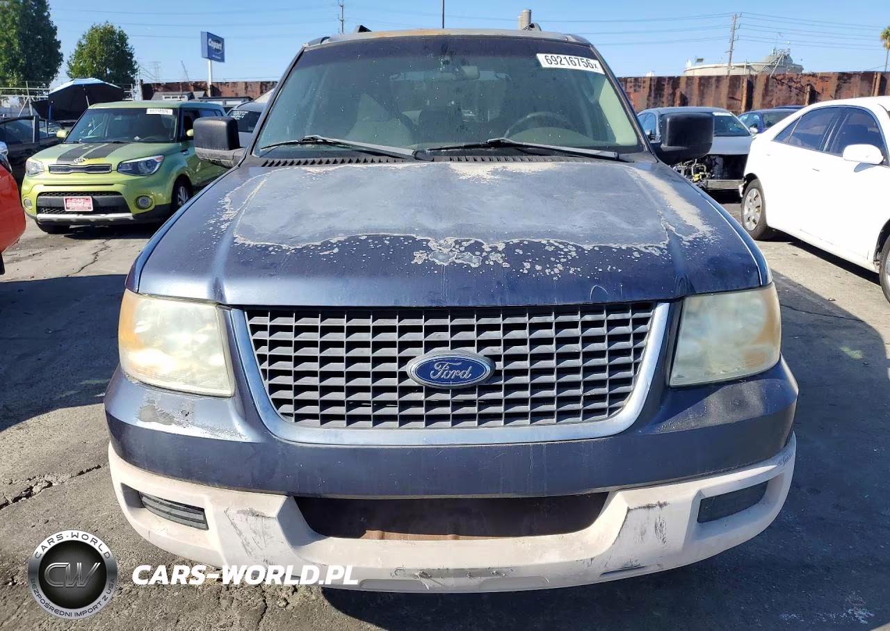 2005 Ford Expedition Xls VIN:1FMPU13545LA15621 - 5
